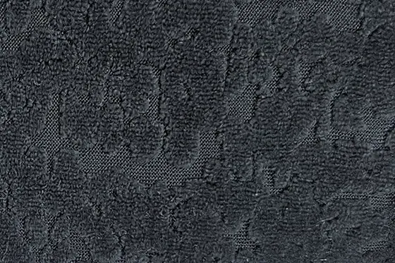 Jacquard in Anthrazit, Nahaufnahme des geprägten Musters