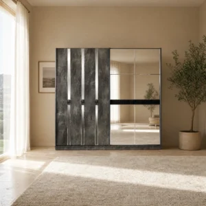 Kleiderschrank 240 cm mit Spiegeltüren, freigestellt aufgenommen